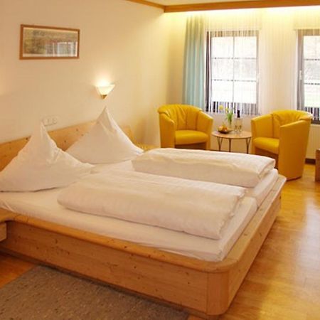 Landgasthof Goldene Rose Grub am Forst Exterior foto